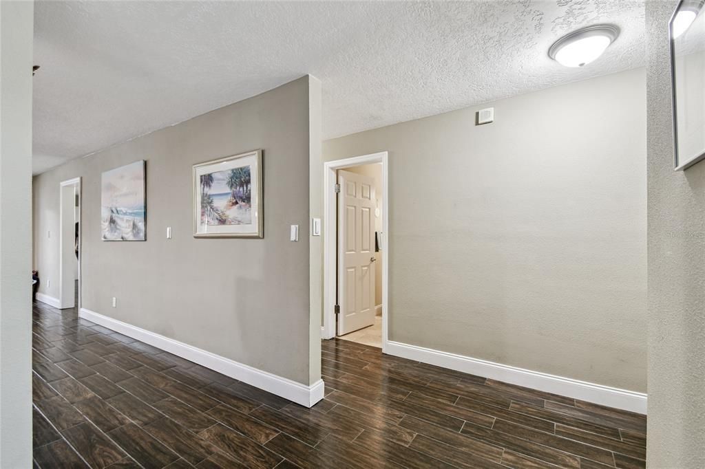 待售: $1,230,000 (5 贝兹, 4 浴室, 4651 平方英尺)