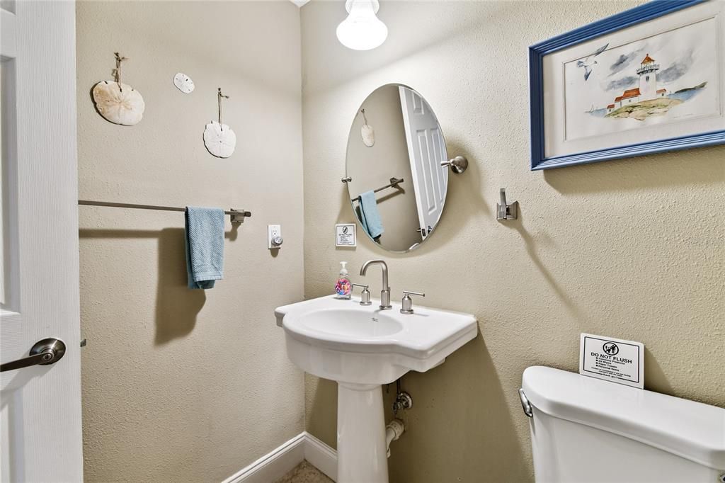 待售: $1,230,000 (5 贝兹, 4 浴室, 4651 平方英尺)