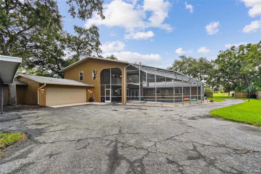 待售: $1,230,000 (5 贝兹, 4 浴室, 4651 平方英尺)