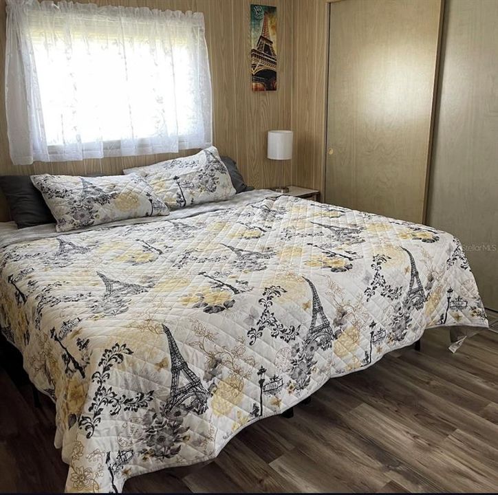 На продажу: $50,000 (2 спален, 1 ванн, 800 Квадратных фут)