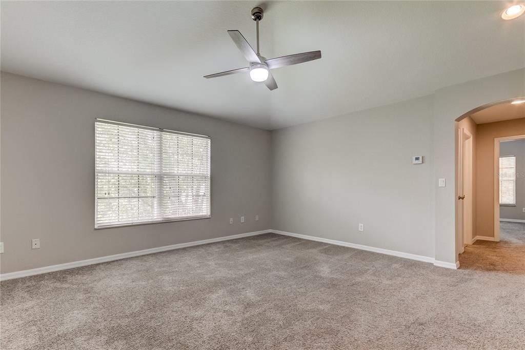 出租: $2,850 (2 贝兹, 2 浴室, 1683 平方英尺)