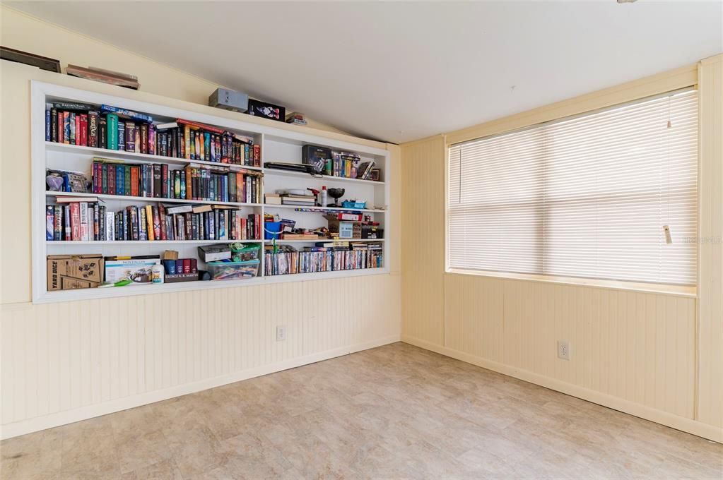 Activo con contrato: $254,500 (2 camas, 2 baños, 1194 Pies cuadrados)