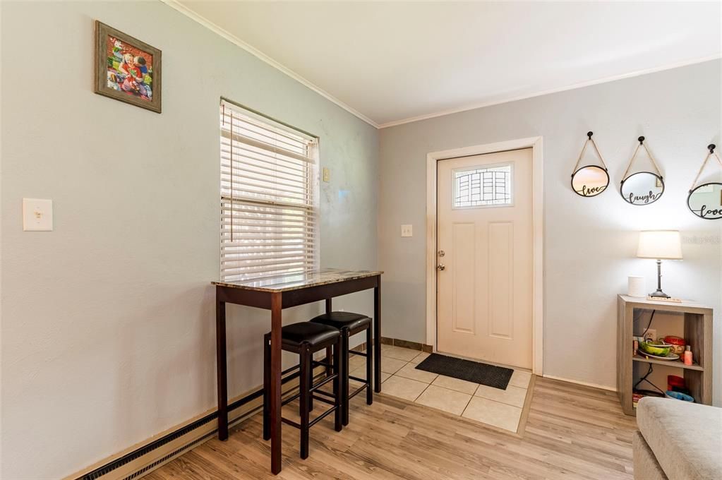 Activo con contrato: $254,500 (2 camas, 2 baños, 1194 Pies cuadrados)