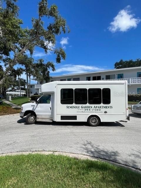 For Sale: $89,900 (1 beds, 1 baths, 608 Square Feet)