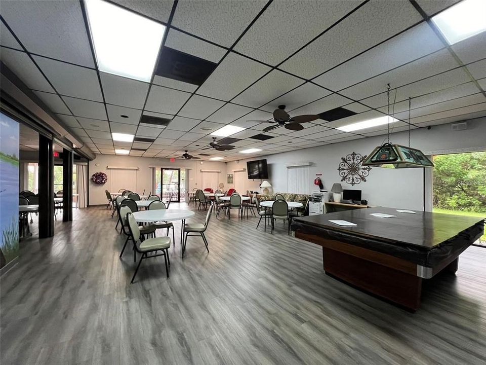 For Sale: $137,500 (2 beds, 2 baths, 925 Square Feet)