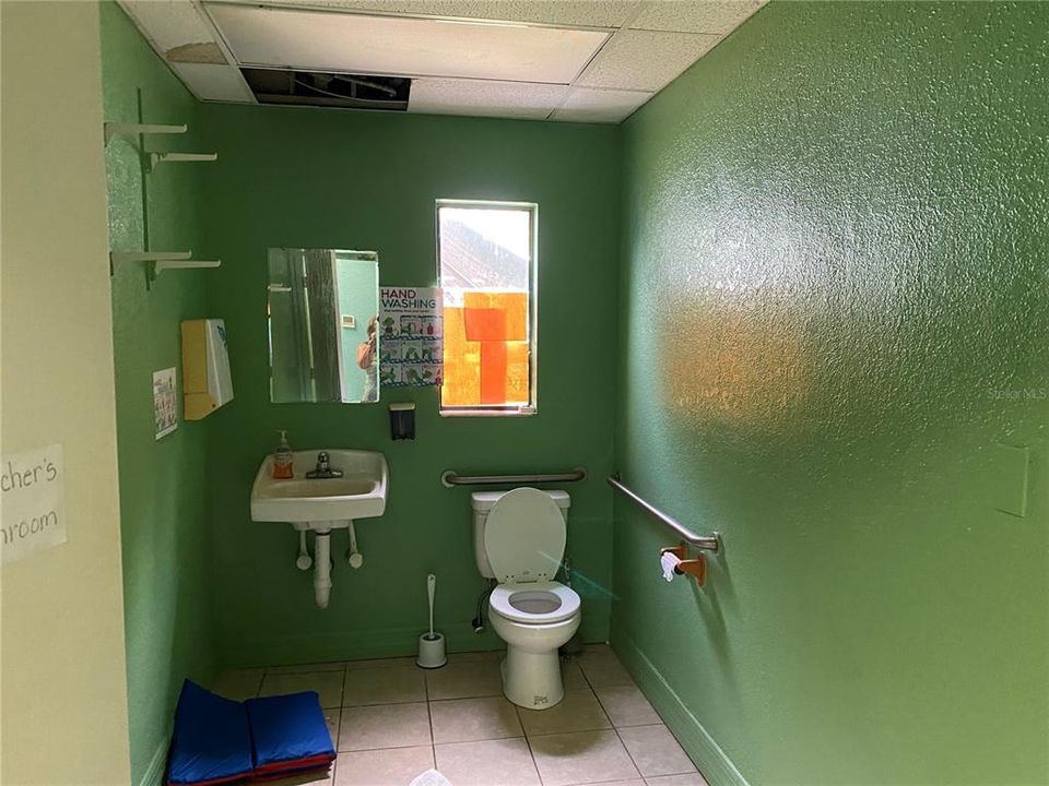 En Venta: $375,000 (0 camas, 0 baños, 3130 Pies cuadrados)