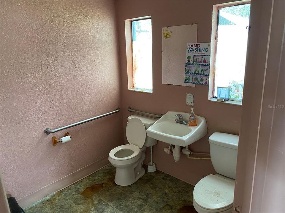 En Venta: $375,000 (0 camas, 0 baños, 3130 Pies cuadrados)