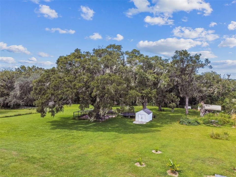 For Sale: $875,000 (5 beds, 3 baths, 3600 Square Feet)