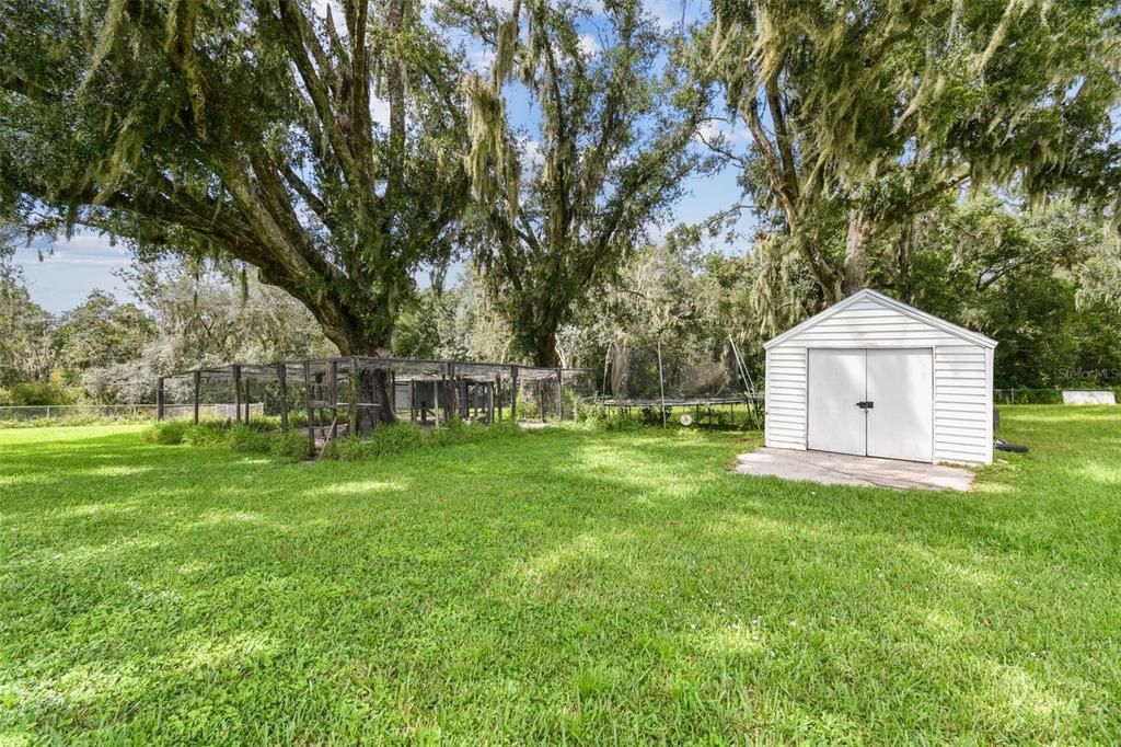 For Sale: $875,000 (5 beds, 3 baths, 3600 Square Feet)