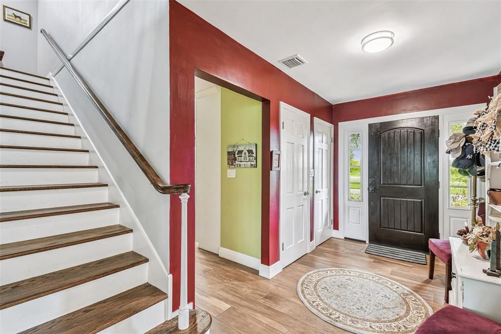 For Sale: $875,000 (5 beds, 3 baths, 3600 Square Feet)