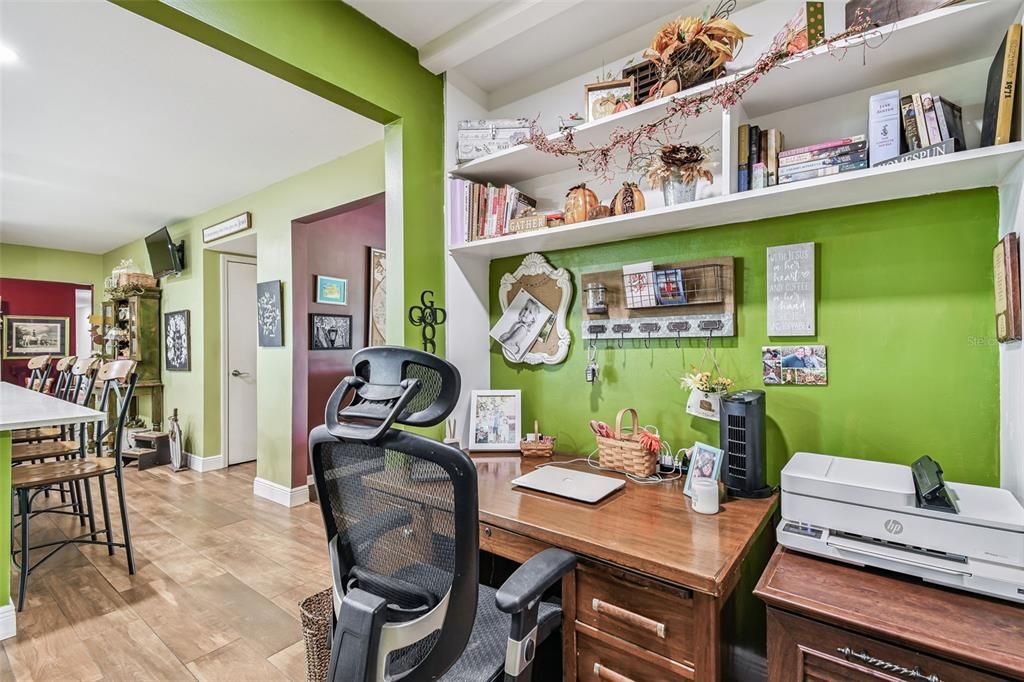 For Sale: $875,000 (5 beds, 3 baths, 3600 Square Feet)