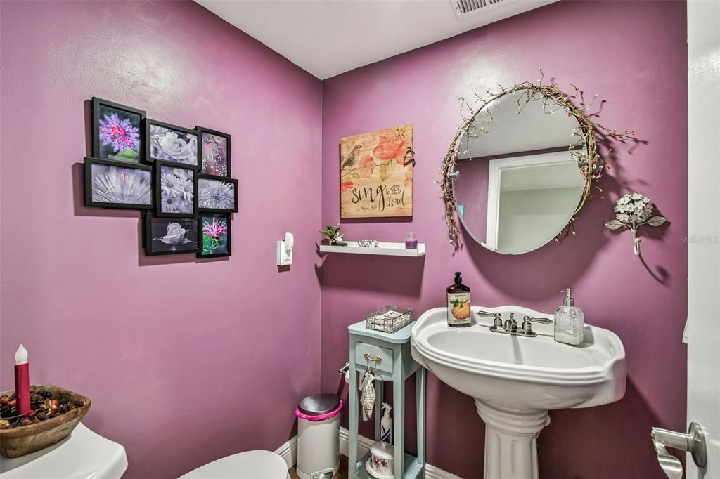 For Sale: $875,000 (5 beds, 3 baths, 3600 Square Feet)