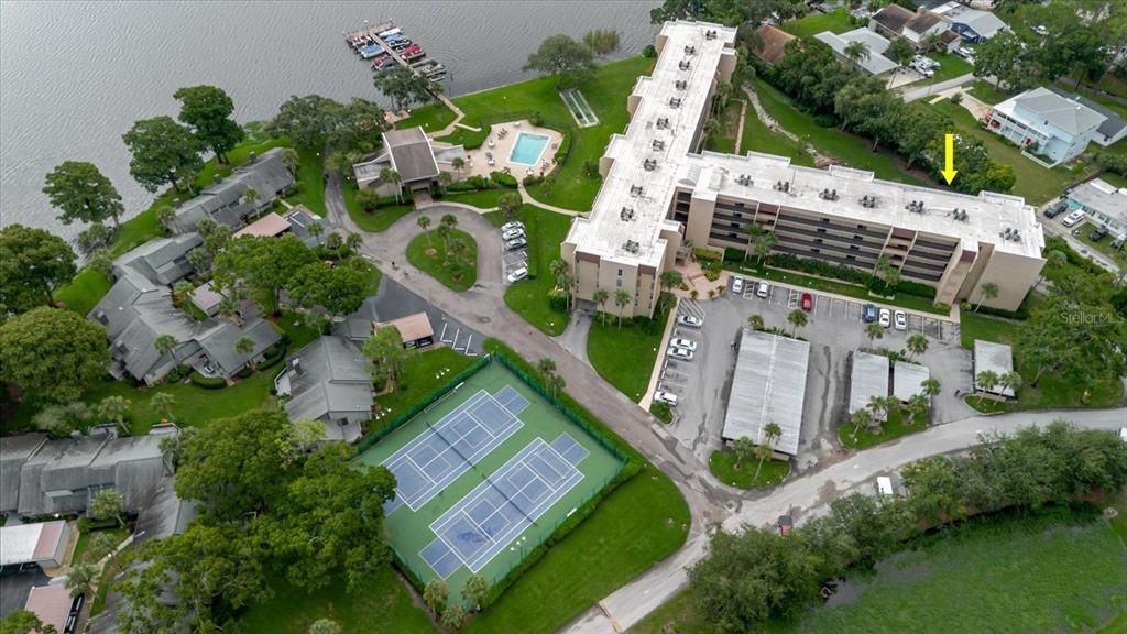 待售: $169,500 (2 贝兹, 1 浴室, 917 平方英尺)