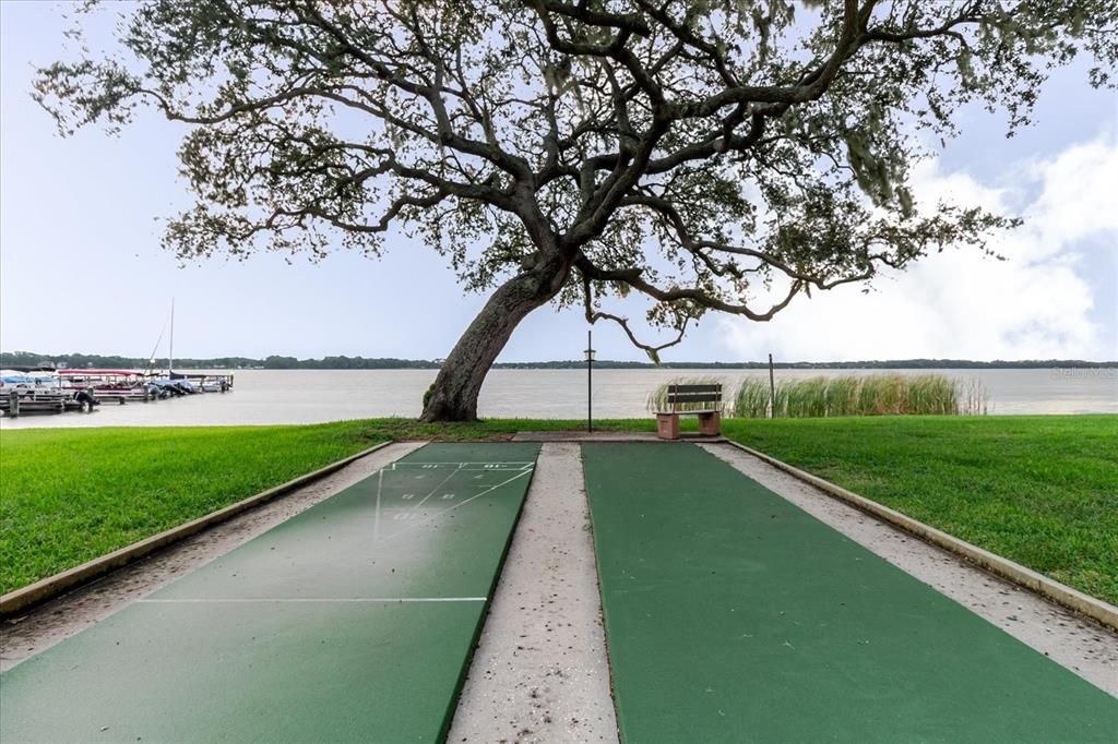 待售: $169,500 (2 贝兹, 1 浴室, 917 平方英尺)