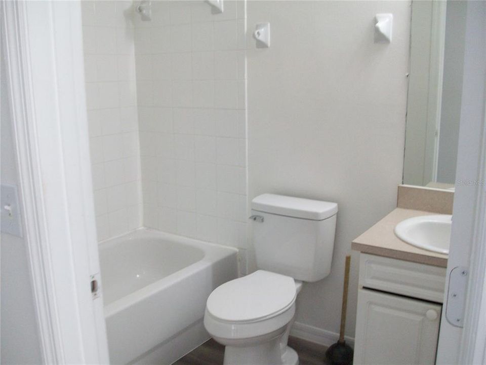 出租: $1,880 (3 贝兹, 2 浴室, 1811 平方英尺)