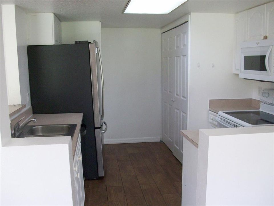 出租: $1,880 (3 贝兹, 2 浴室, 1811 平方英尺)