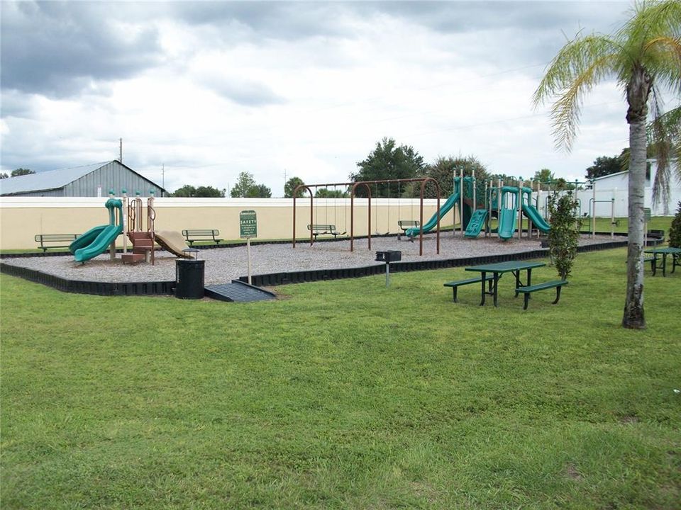 出租: $1,880 (3 贝兹, 2 浴室, 1811 平方英尺)