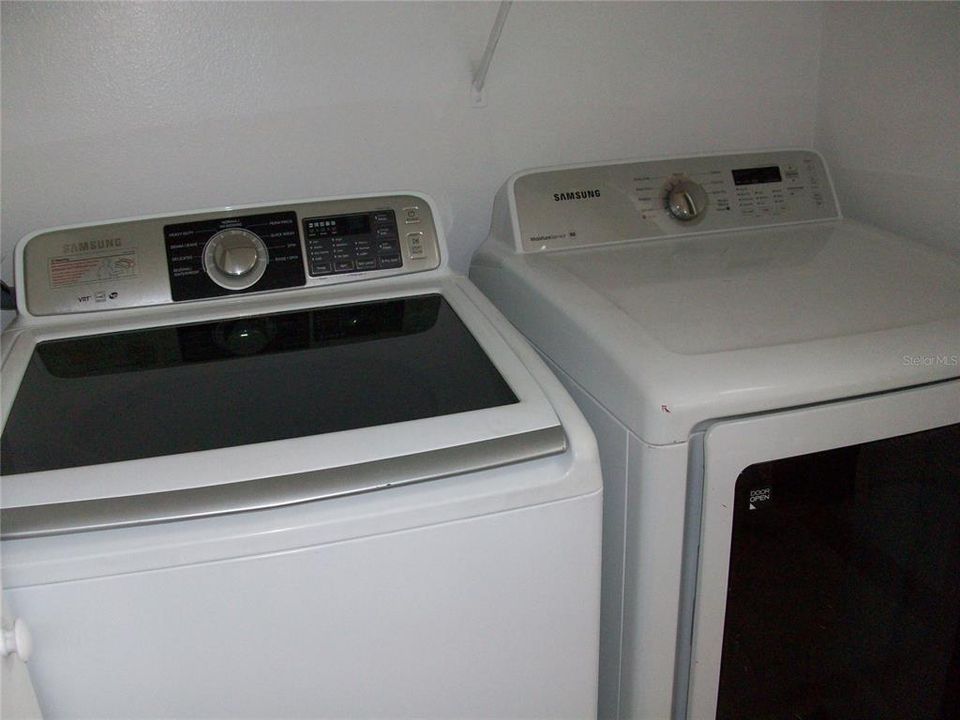 出租: $1,880 (3 贝兹, 2 浴室, 1811 平方英尺)