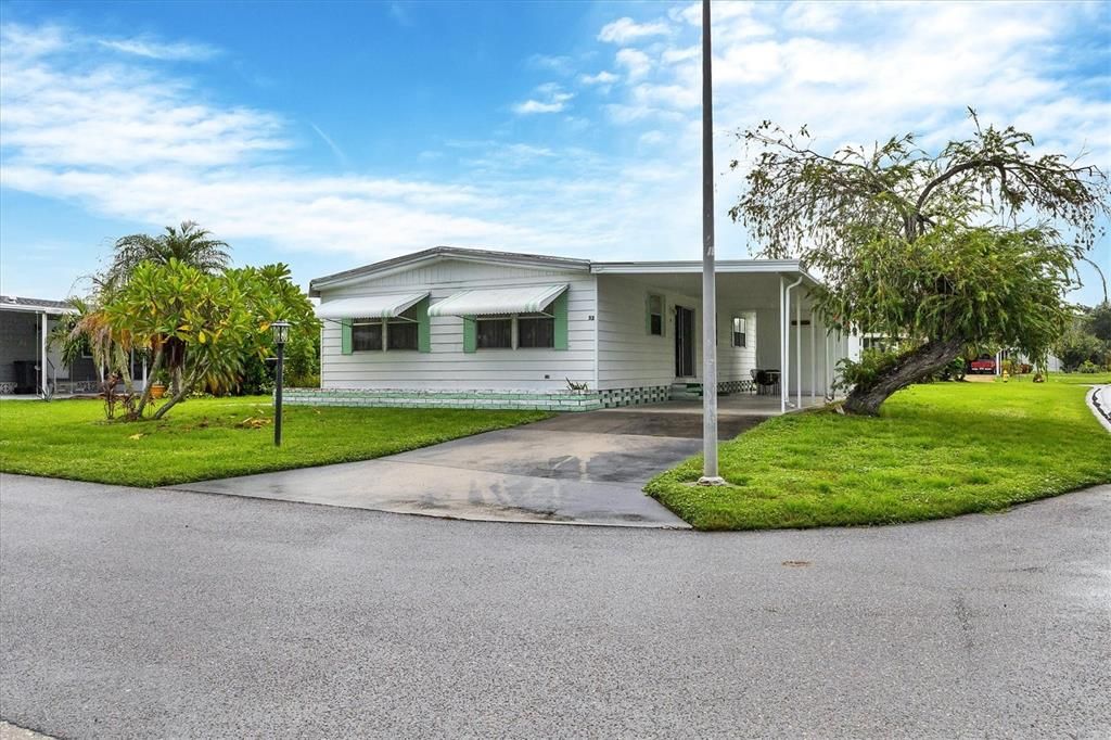 На продажу: $160,000 (2 спален, 2 ванн, 1152 Квадратных фут)