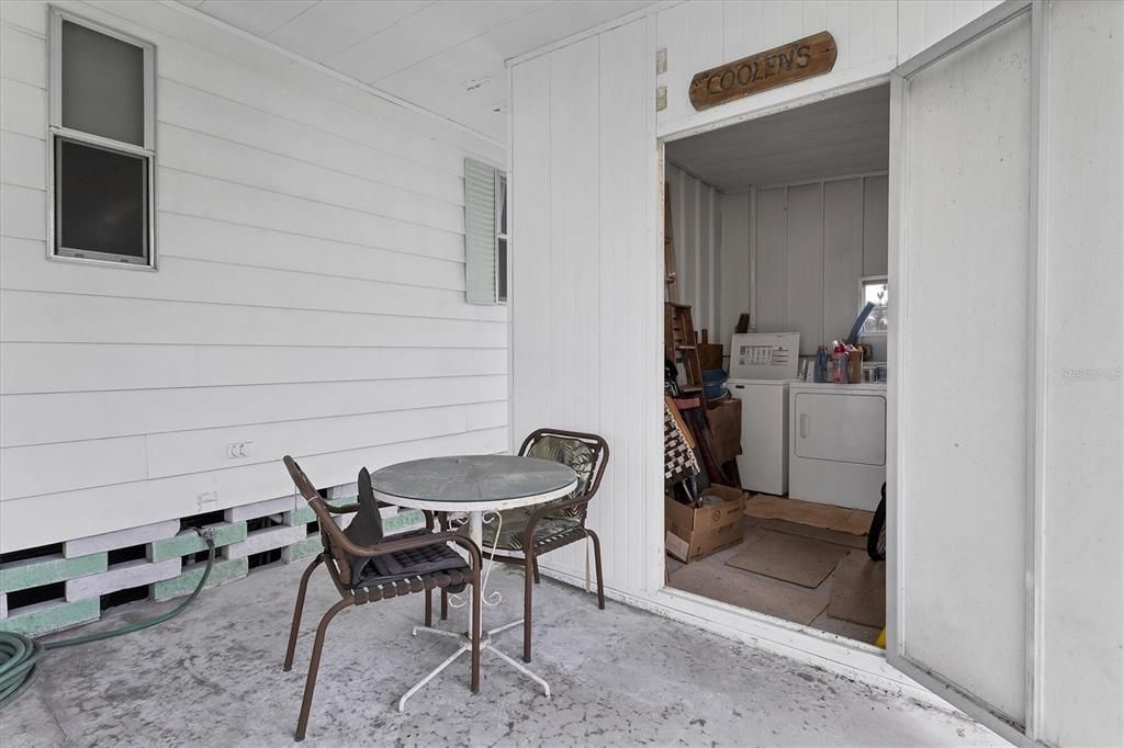 На продажу: $160,000 (2 спален, 2 ванн, 1152 Квадратных фут)