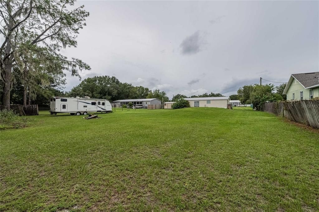 For Sale: $199,900 (3 beds, 2 baths, 1456 Square Feet)