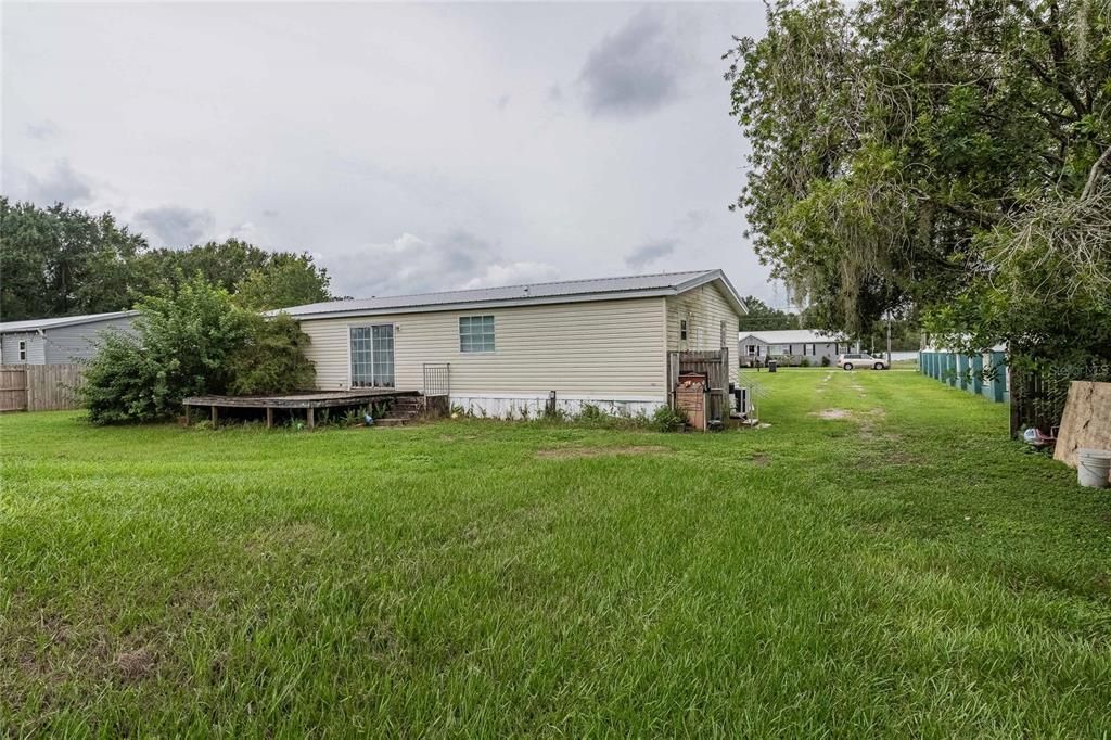 For Sale: $199,900 (3 beds, 2 baths, 1456 Square Feet)