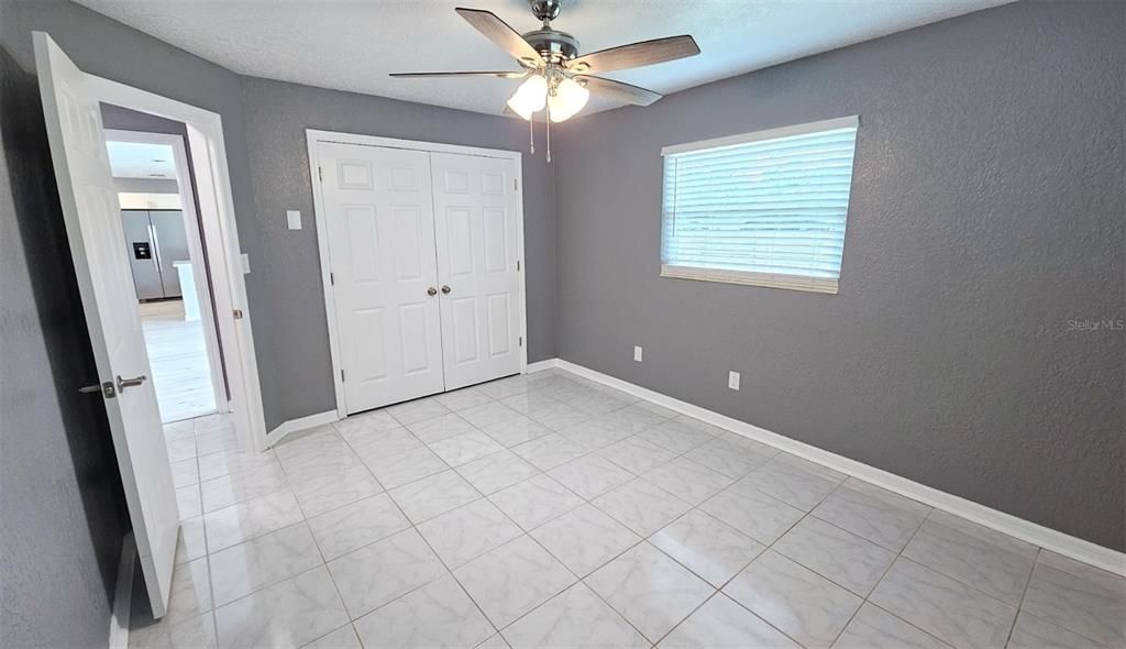 待售: $345,900 (4 贝兹, 2 浴室, 1427 平方英尺)