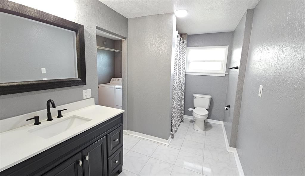 待售: $345,900 (4 贝兹, 2 浴室, 1427 平方英尺)