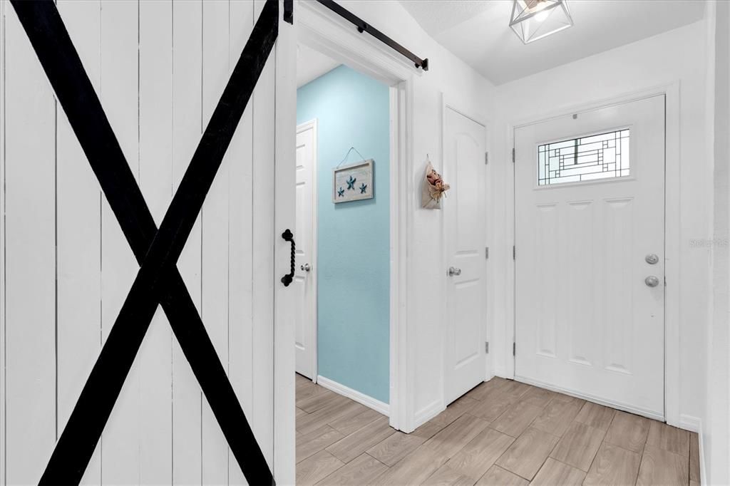 For Sale: $370,000 (4 beds, 2 baths, 2005 Square Feet)