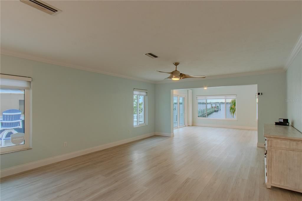 For Sale: $1,350,000 (3 beds, 3 baths, 2384 Square Feet)