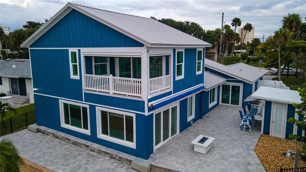 For Sale: $1,350,000 (3 beds, 3 baths, 2384 Square Feet)