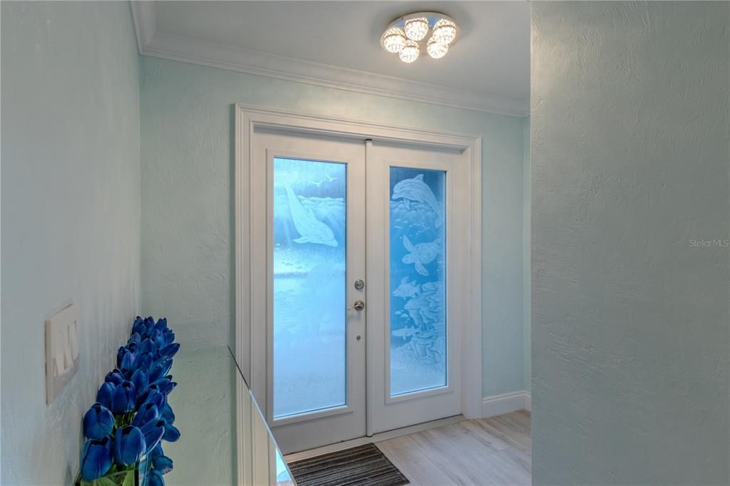 For Sale: $1,350,000 (3 beds, 3 baths, 2384 Square Feet)