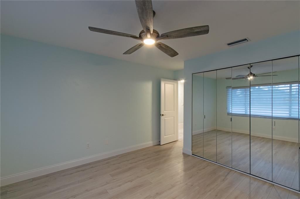 For Sale: $1,350,000 (3 beds, 3 baths, 2384 Square Feet)