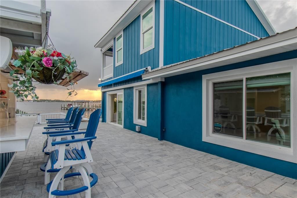 For Sale: $1,350,000 (3 beds, 3 baths, 2384 Square Feet)