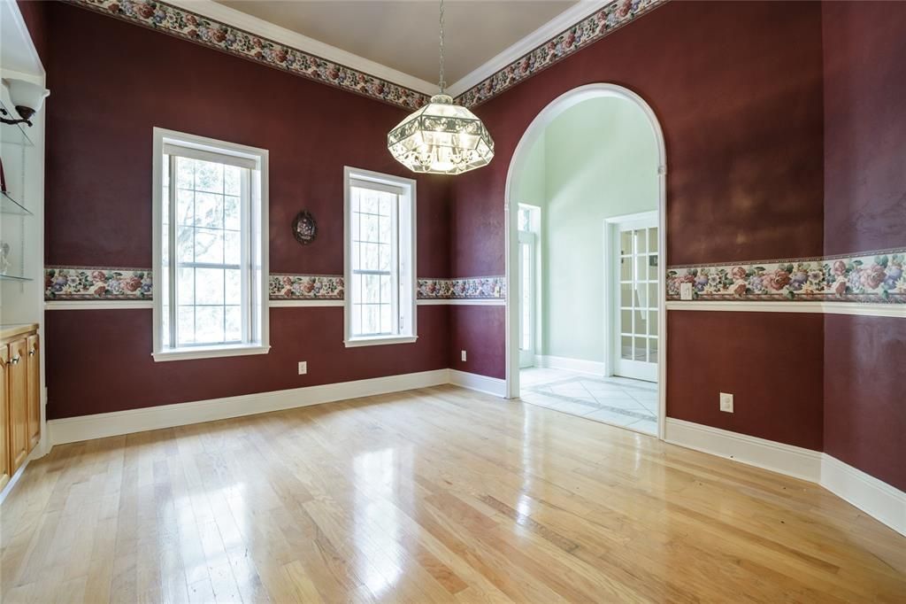 На продажу: $995,000 (5 спален, 4 ванн, 5349 Квадратных фут)