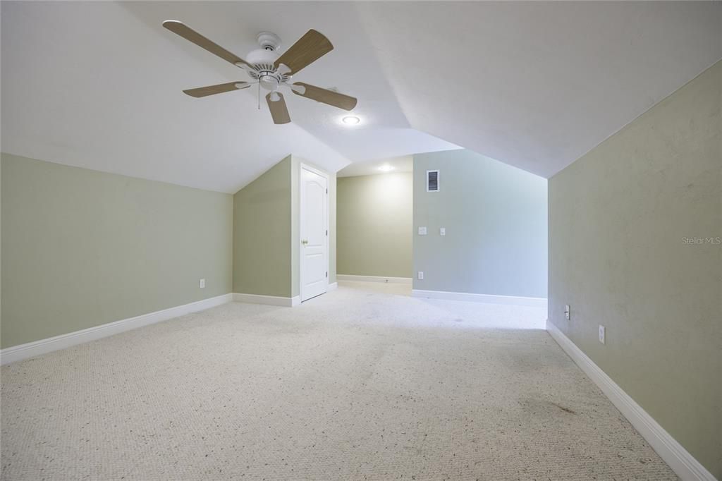 На продажу: $995,000 (5 спален, 4 ванн, 5349 Квадратных фут)