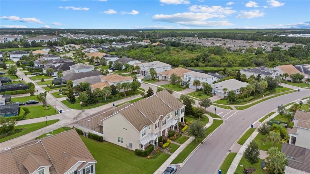 For Sale: $450,000 (3 beds, 3 baths, 1836 Square Feet)