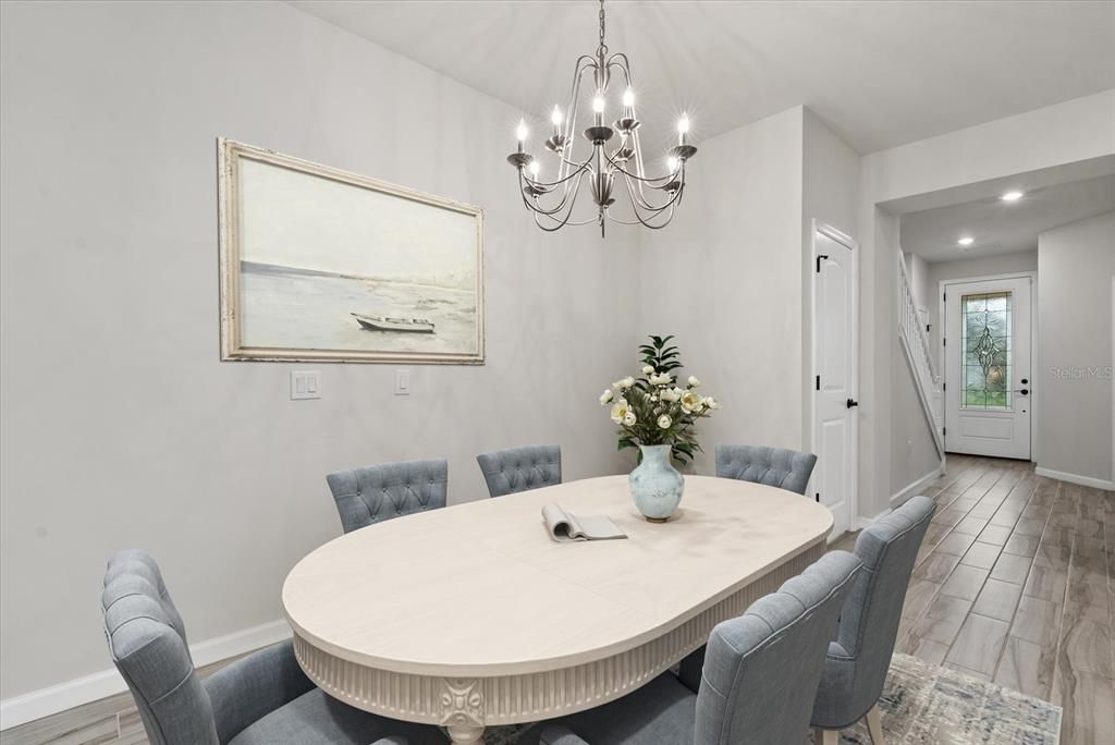 For Sale: $450,000 (3 beds, 3 baths, 1836 Square Feet)