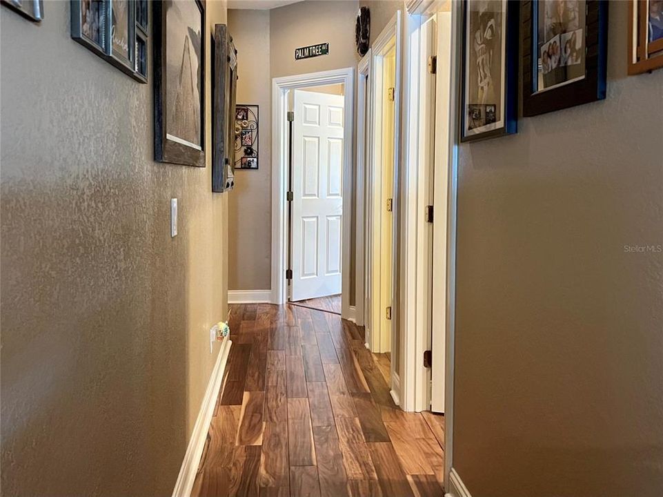 待售: $694,900 (4 贝兹, 3 浴室, 2947 平方英尺)