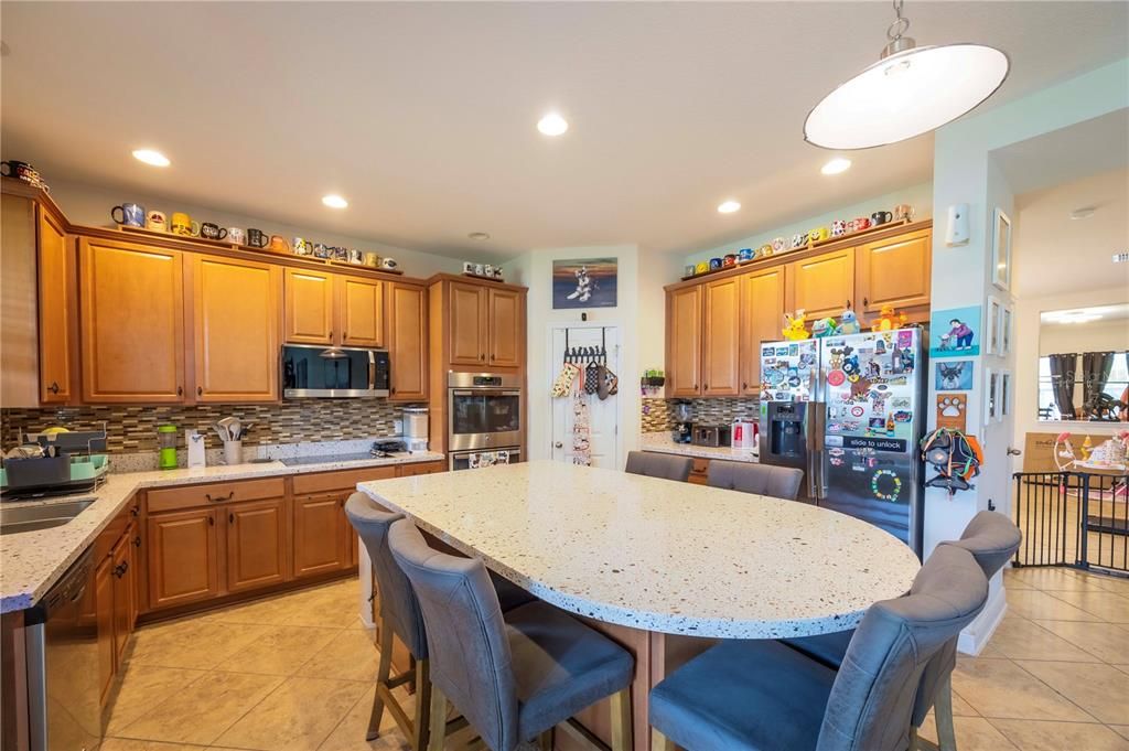 На продажу: $1,012,000 (5 спален, 4 ванн, 3505 Квадратных фут)