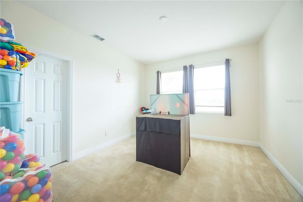 На продажу: $1,012,000 (5 спален, 4 ванн, 3505 Квадратных фут)