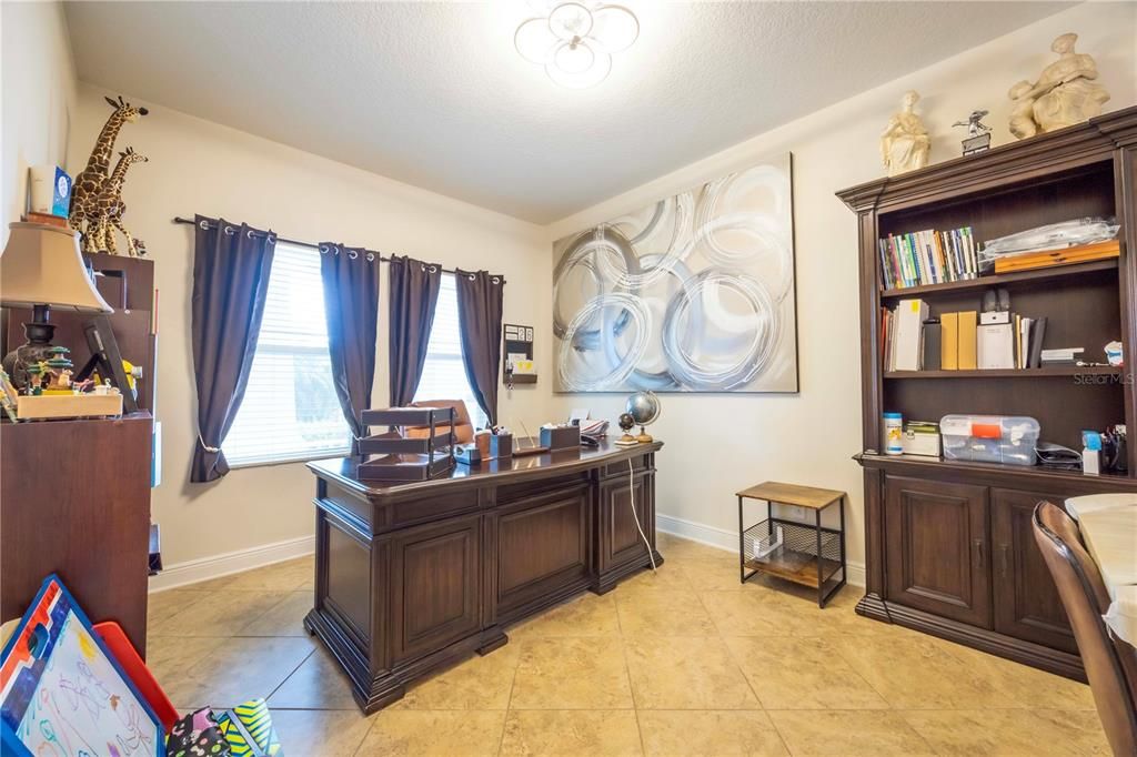 На продажу: $1,012,000 (5 спален, 4 ванн, 3505 Квадратных фут)