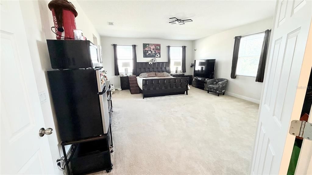 На продажу: $1,012,000 (5 спален, 4 ванн, 3505 Квадратных фут)