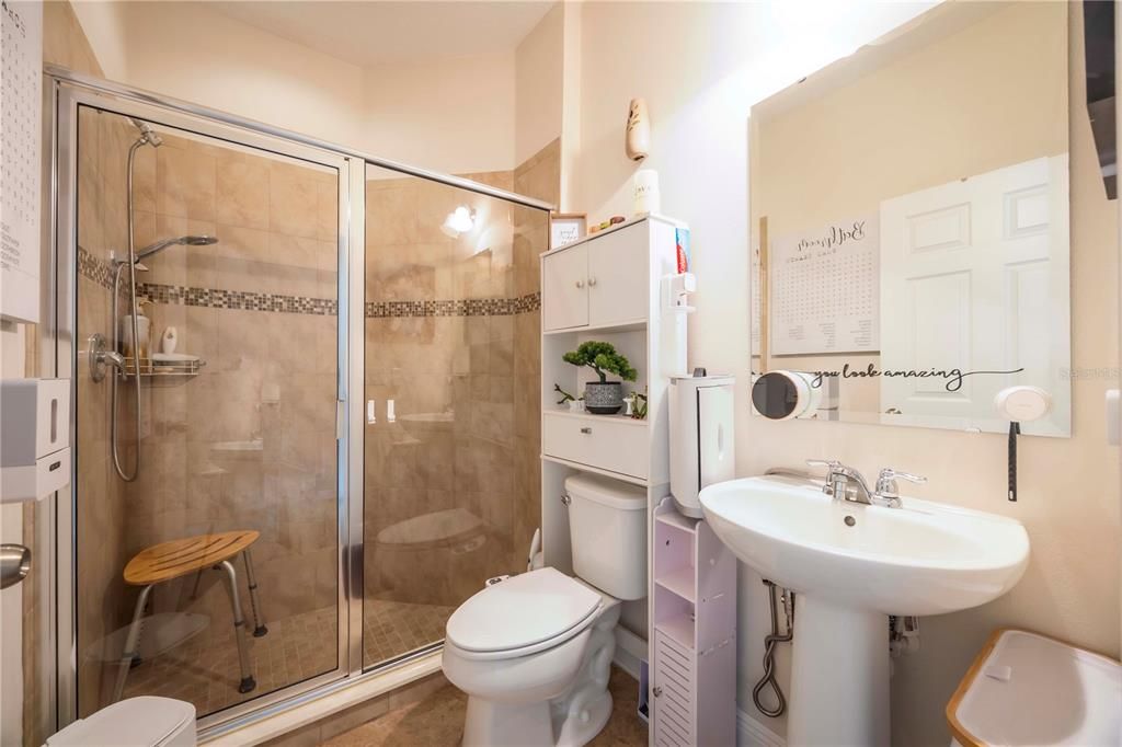 На продажу: $1,012,000 (5 спален, 4 ванн, 3505 Квадратных фут)