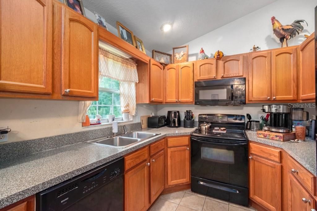 待售: $374,900 (3 贝兹, 2 浴室, 1246 平方英尺)