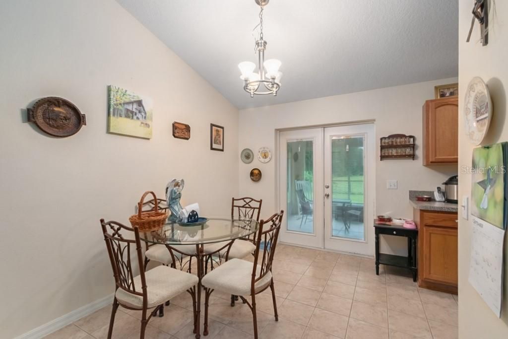 待售: $374,900 (3 贝兹, 2 浴室, 1246 平方英尺)