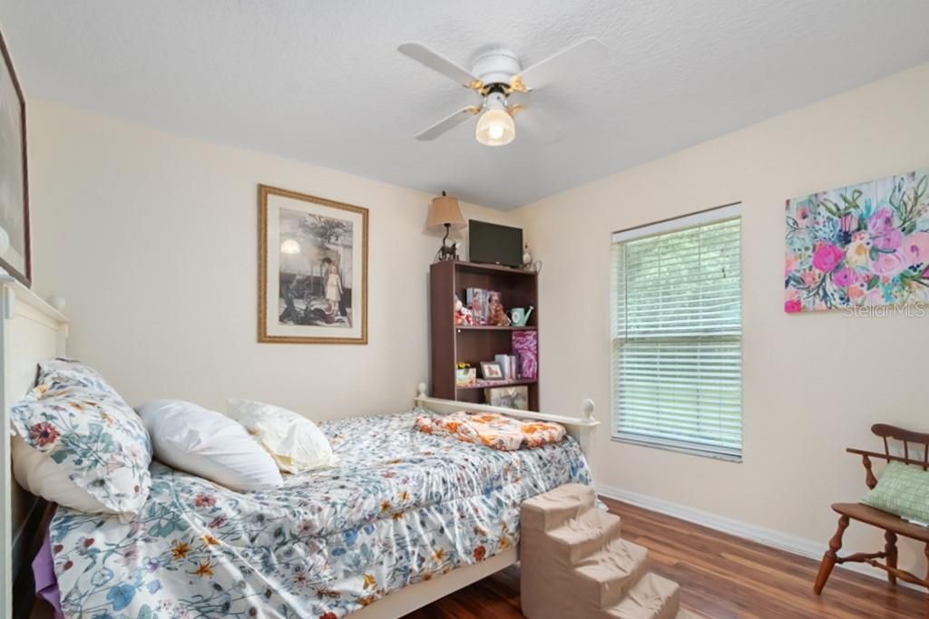 待售: $374,900 (3 贝兹, 2 浴室, 1246 平方英尺)