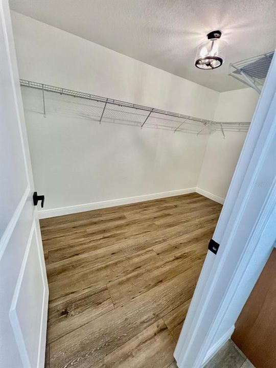 На продажу: $559,500 (4 спален, 3 ванн, 2200 Квадратных фут)