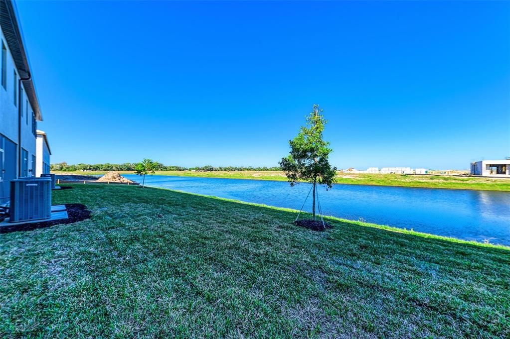 Activo con contrato: $329,000 (3 camas, 2 baños, 1925 Pies cuadrados)