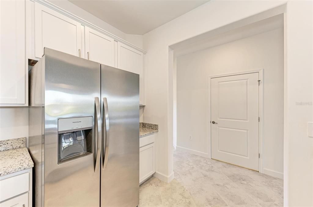 Activo con contrato: $329,000 (3 camas, 2 baños, 1925 Pies cuadrados)